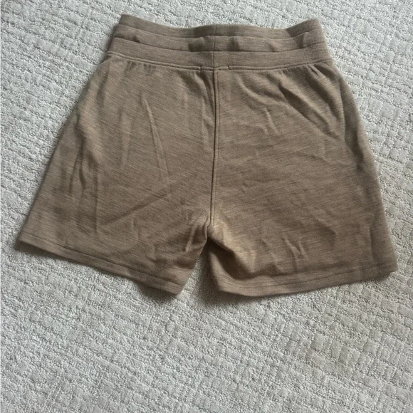 We Norwegians Women's Wool Shorts & Long Sleeve Too Set - Picture 4 of 7